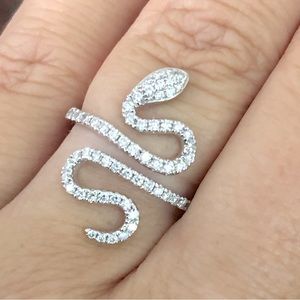 Oro Leoni 14k white gold and Diamond snake ring- adjustable.